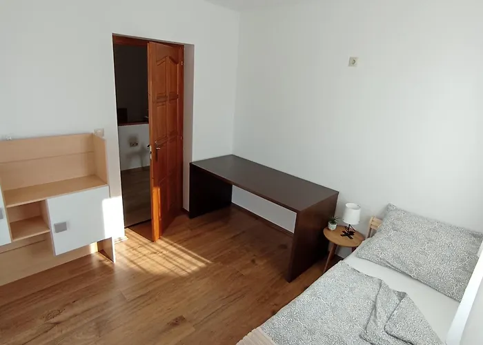 Klau & Bali Apartmanhaz Sopron