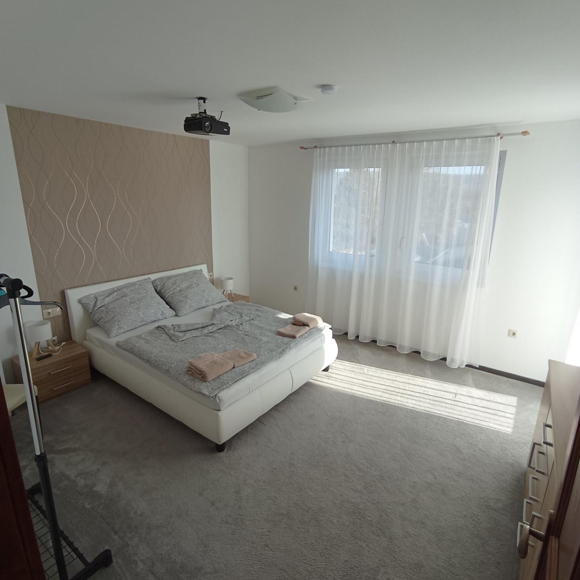 Appartement Klau & Bali Apartmanhaz Sopron